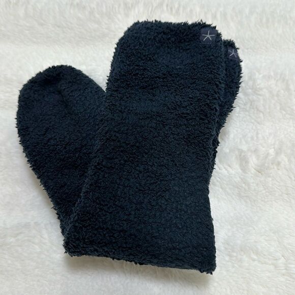 Barefoot Dreams Accessories - BAREFOOT DREAMS COZY CHIC NAVY BLUE SOCKS.